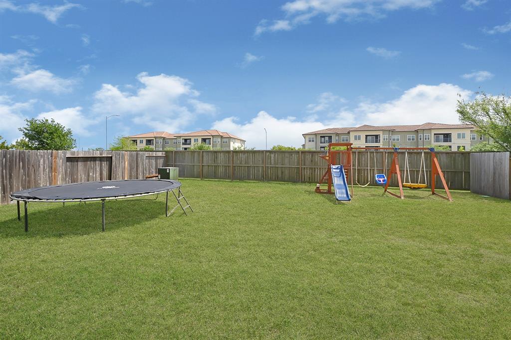 2218 Brickfielder Lane, Baytown, Texas image 19