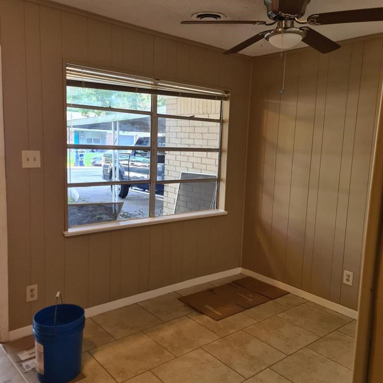 1229 Ramona Street, Angleton, Texas image 8