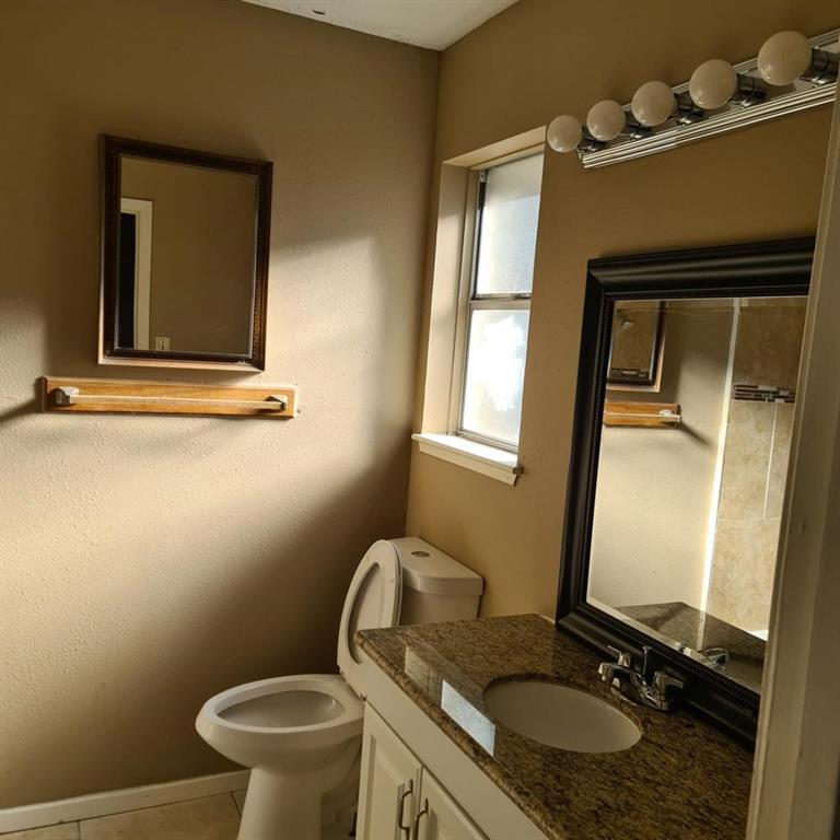 1229 Ramona Street, Angleton, Texas image 11