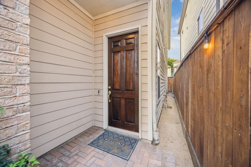5741 Kansas Street, Houston, Texas image 25