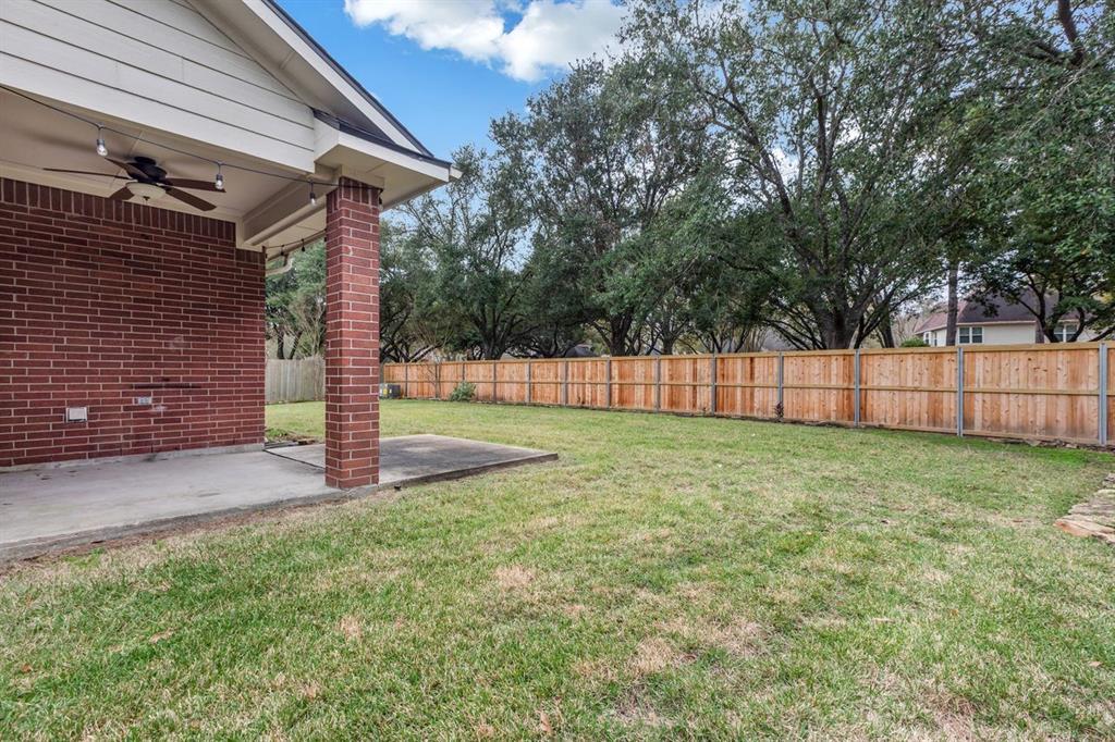 2019 Trail Water Court, Kingwood, Texas image 34