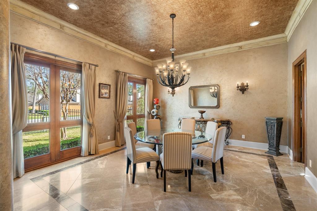 818 Seagler Road, Houston, Texas image 11