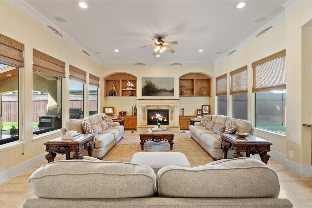 818 Seagler Road, Houston, Texas image 6