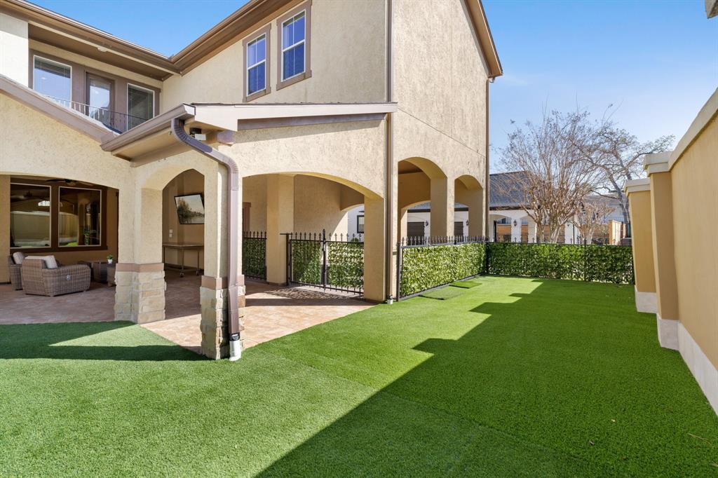 818 Seagler Road, Houston, Texas image 36