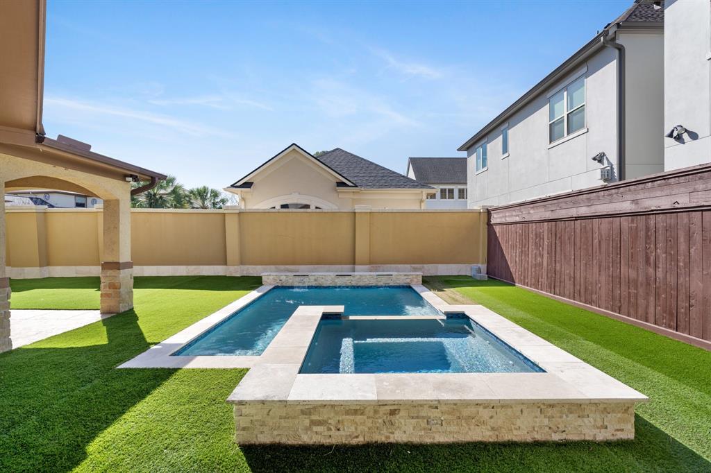 818 Seagler Road, Houston, Texas image 35