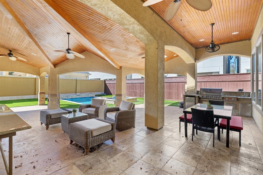 818 Seagler Road, Houston, Texas image 4