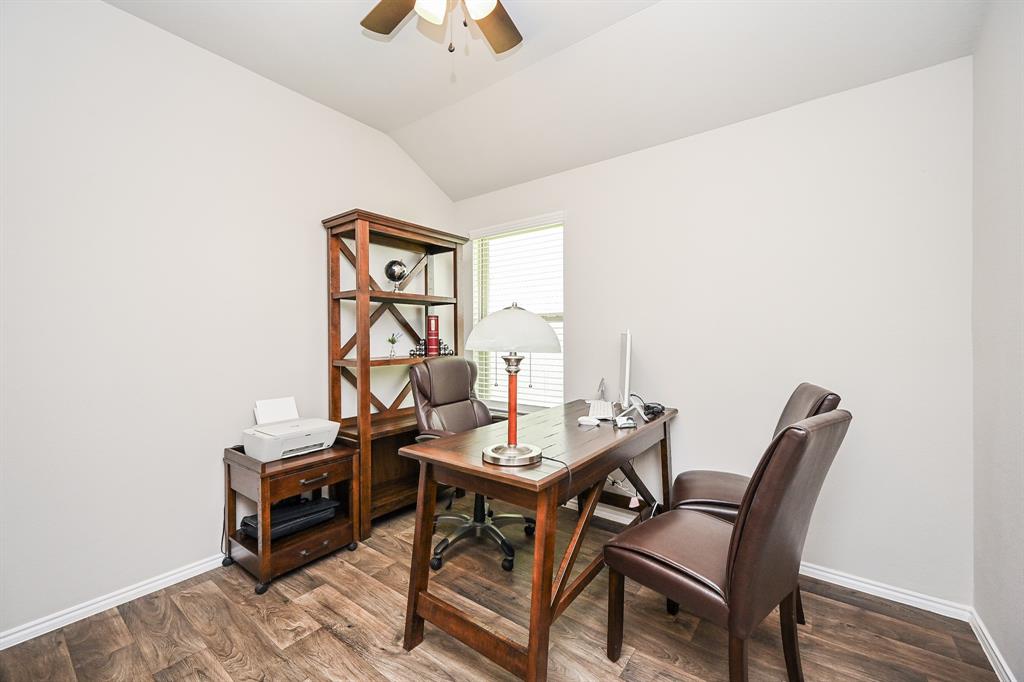 4122 Magliana Lane
