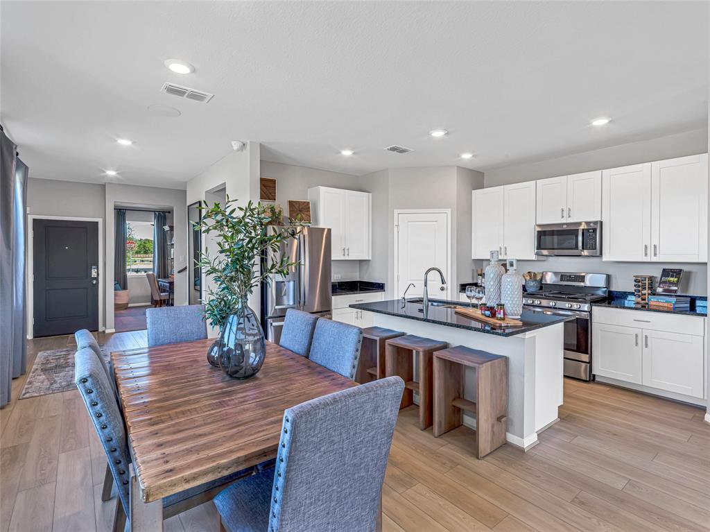22146 Taldora Bend Trail, Cypress, Texas image 17