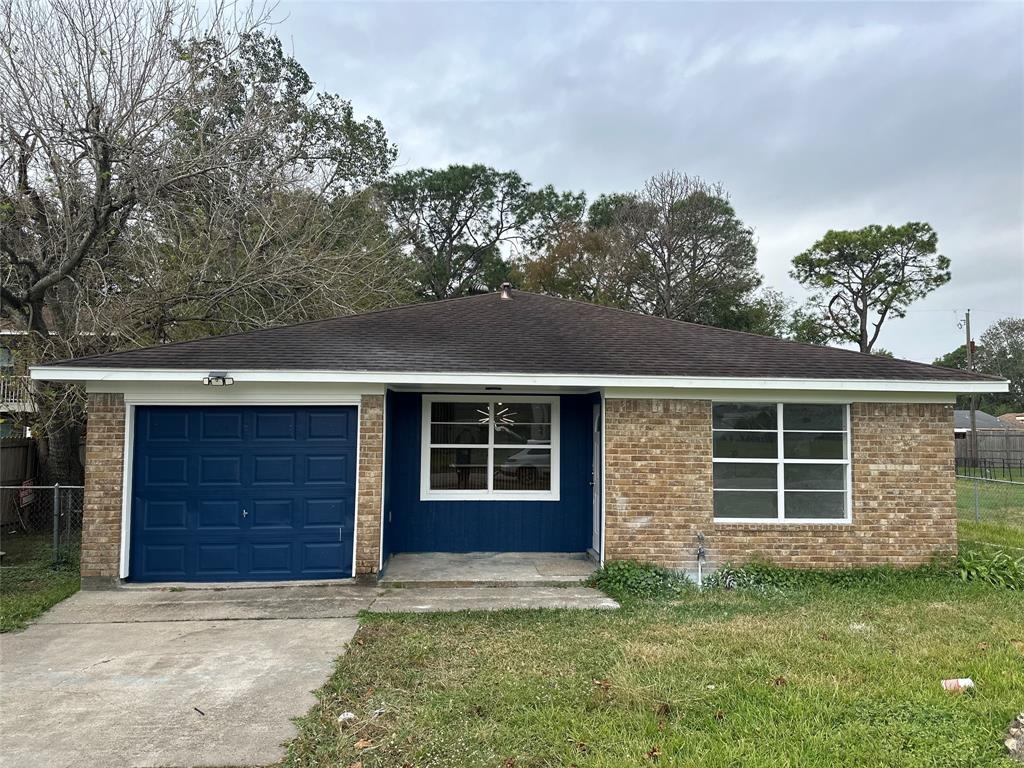 800 Hudler Street, La Marque, Texas image 1