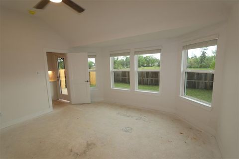 A home in Willis