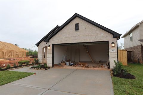 A home in Willis