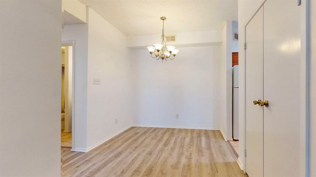 7031 N Holiday Drive, Galveston, Texas image 15