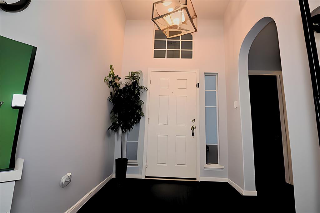 303 Burris Park Drive, Spring, Texas image 13