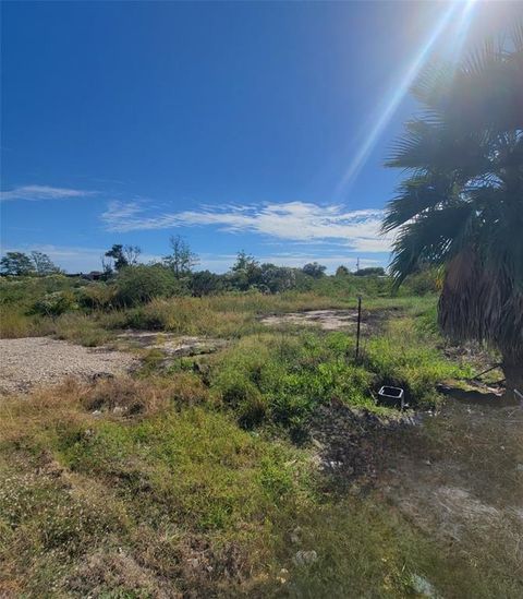 Vacant Land For Sale - 7005 Schlitz Lane<br/> Hitchcock, TX 77563
