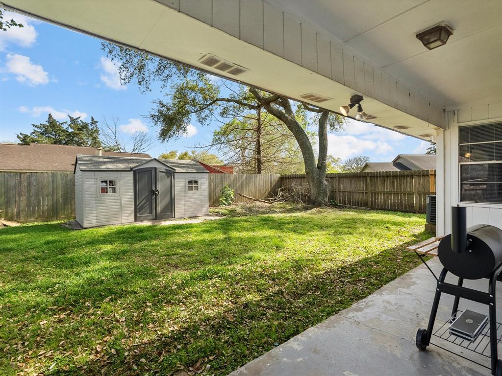 202 Morningside Drive, League City, Texas image 29