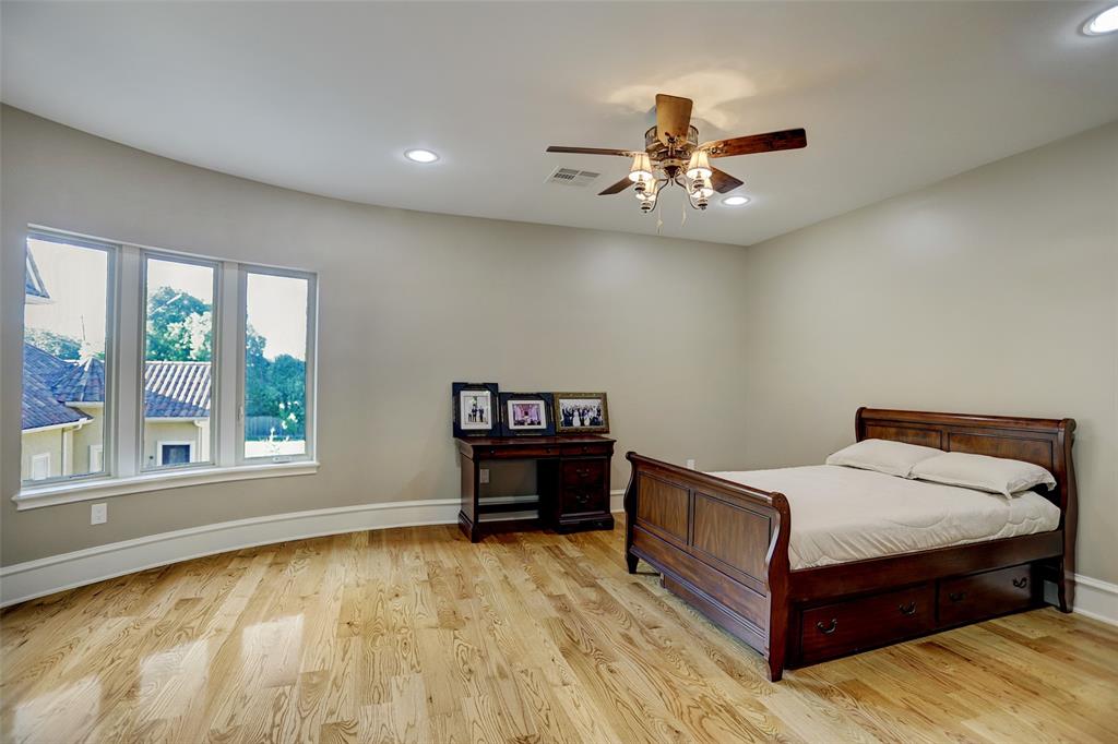 9256 Larston Street, Houston, Texas image 28