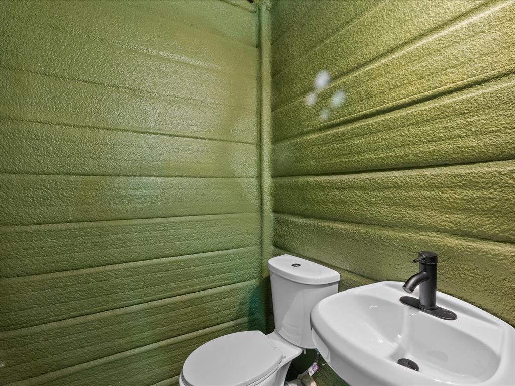 2225 Baratt Road, Friendswood, Texas image 7