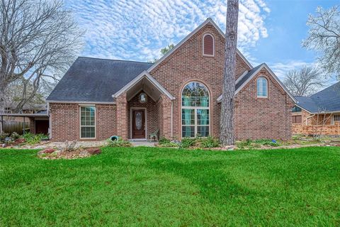 A home in Pearland