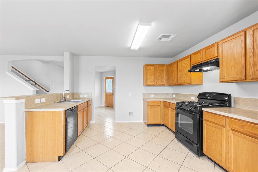 9311 Norwood Trails Drive, Humble, Texas image 9