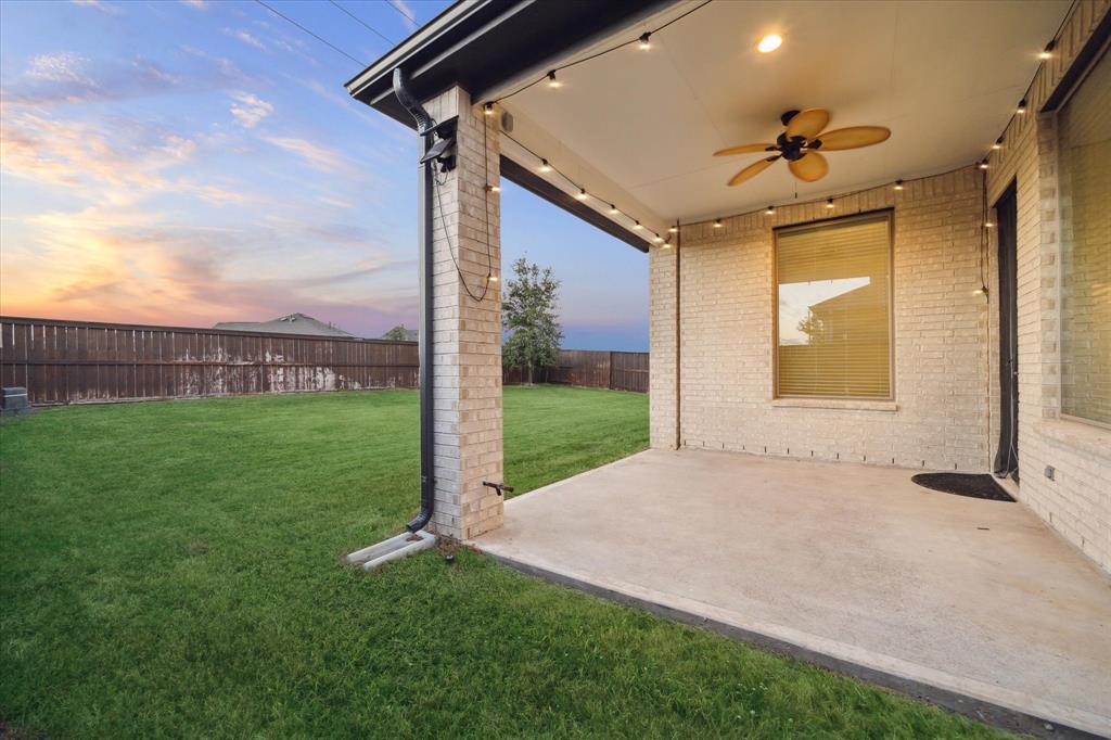 10018 Tesla Drive, Rosharon, Texas image 30