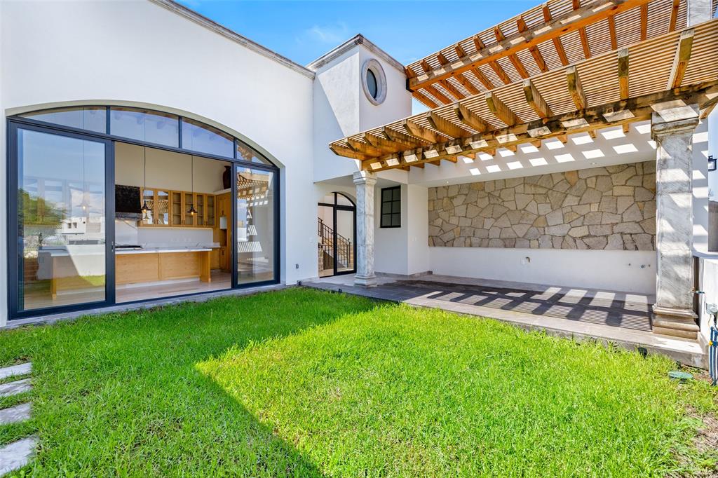 Mexico, 4 Bedrooms Bedrooms, ,5 BathroomsBathrooms,Residential,Active,187051