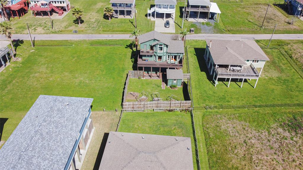 140 Ocean View Drive, Crystal Beach, Texas image 39