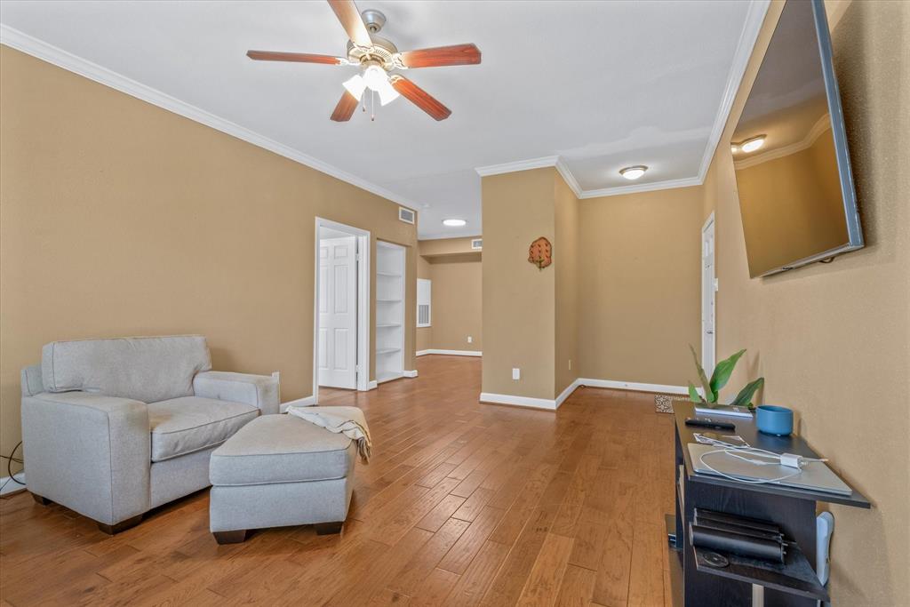 2255 Braeswood Park Drive #146, Houston, Texas image 5