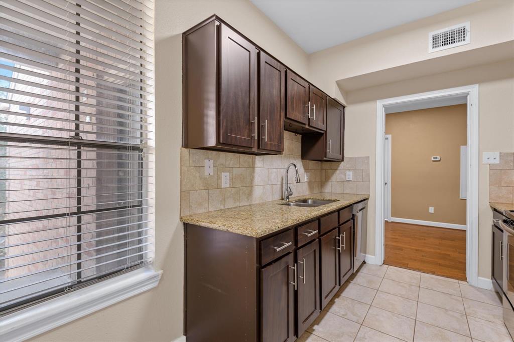 2255 Braeswood Park Drive #146, Houston, Texas image 10