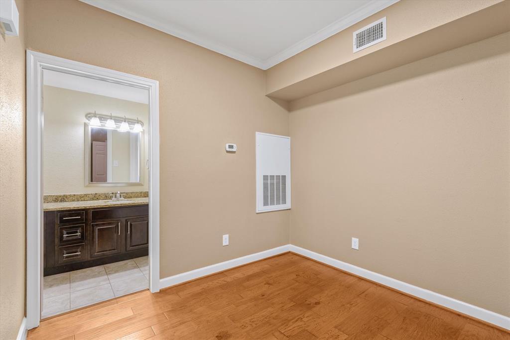 2255 Braeswood Park Drive #146, Houston, Texas image 7