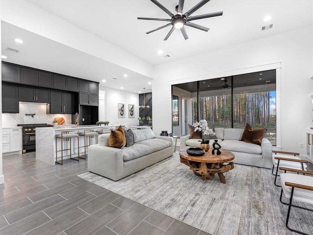 2047 Road 66117
