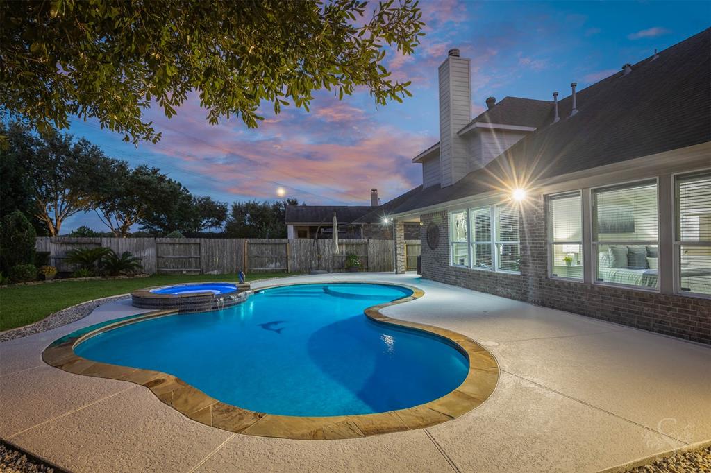 28030 Sugarside Glen Drive