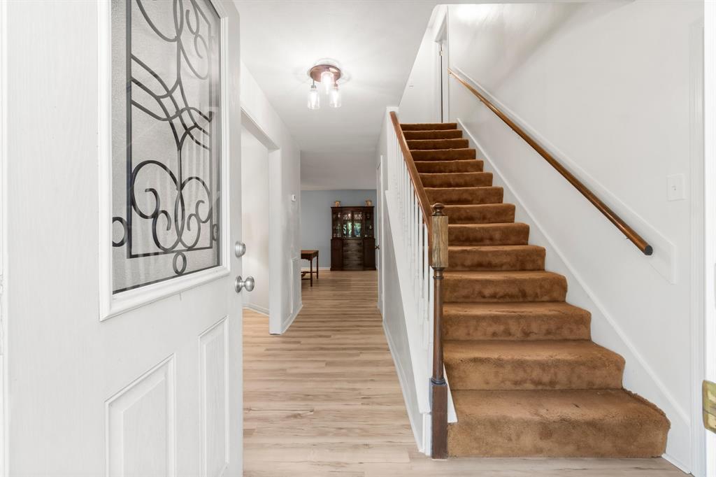 6711 River Lodge Drive