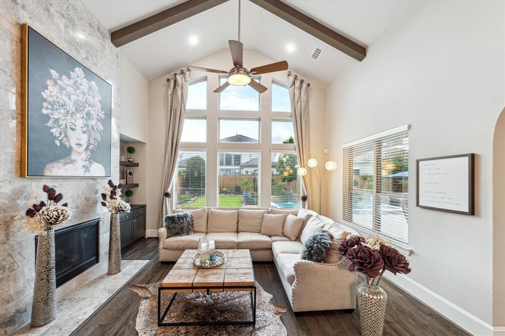 1273 Capri Court