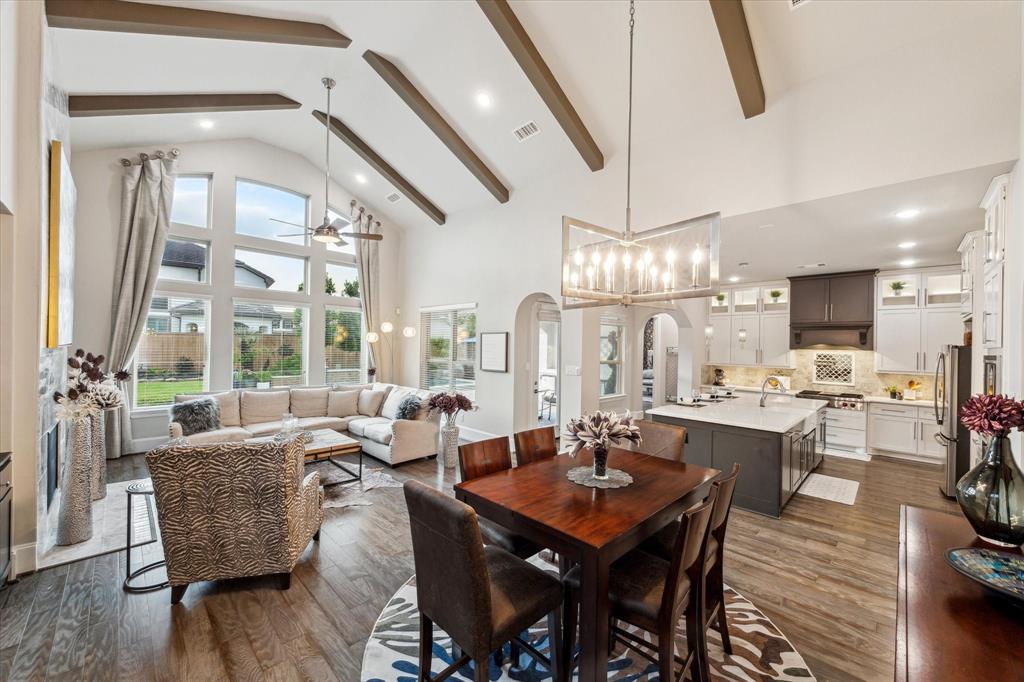 1273 Capri Court
