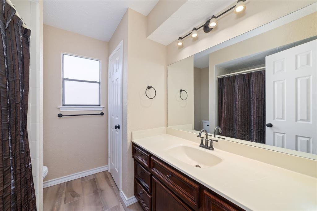 7238 N Hearthstone Green Drive, Houston, Texas image 17