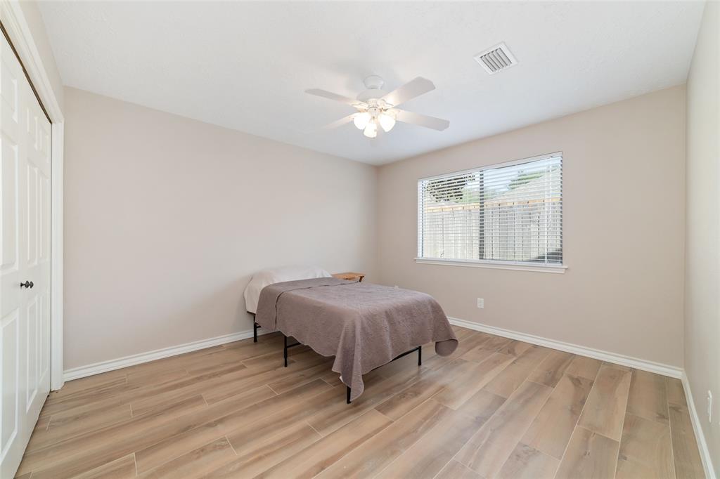7238 N Hearthstone Green Drive, Houston, Texas image 16
