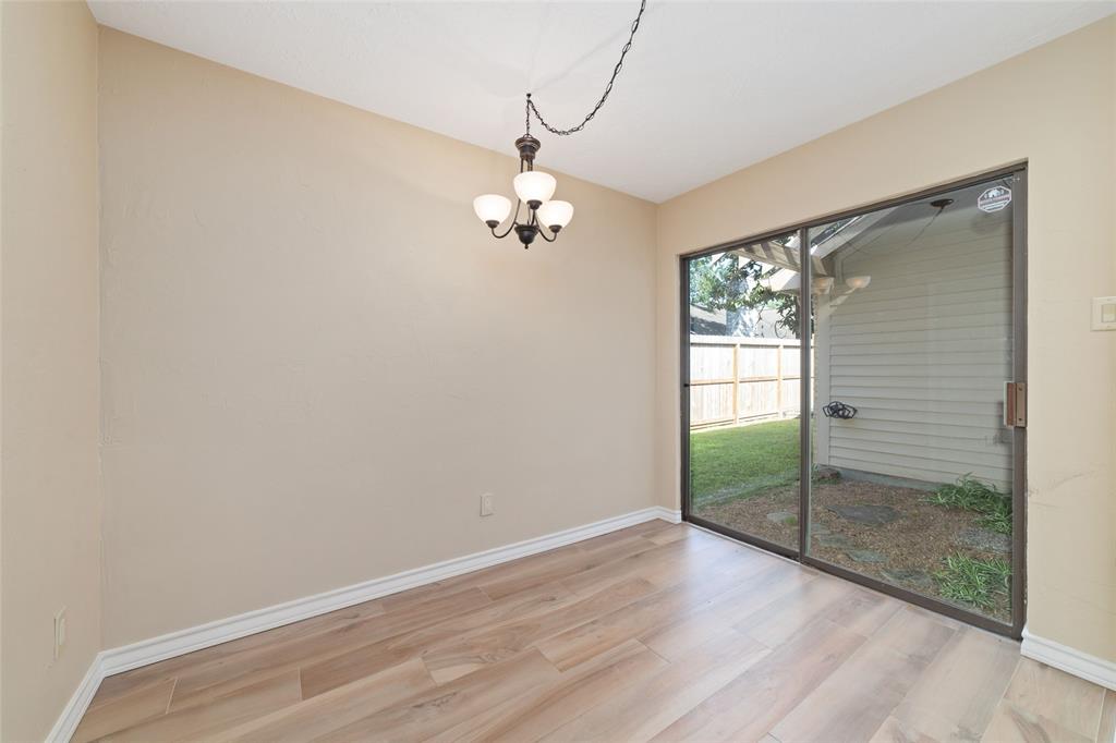 7238 N Hearthstone Green Drive, Houston, Texas image 14