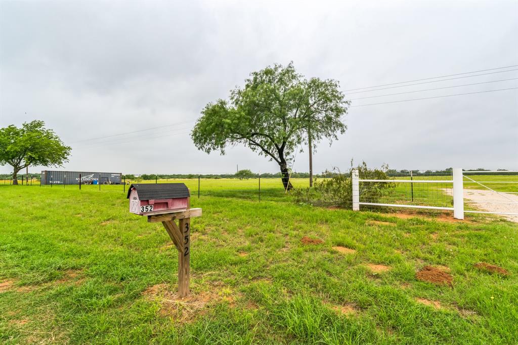 1043 Brighton Jones Boulevard, Gilchrist, Texas image 30