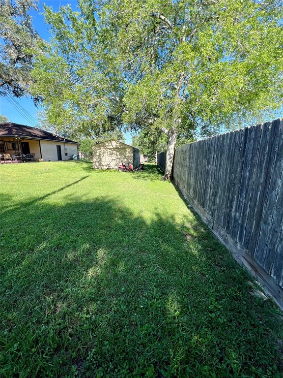 205 Cathy Drive, Hallettsville, Texas image 19