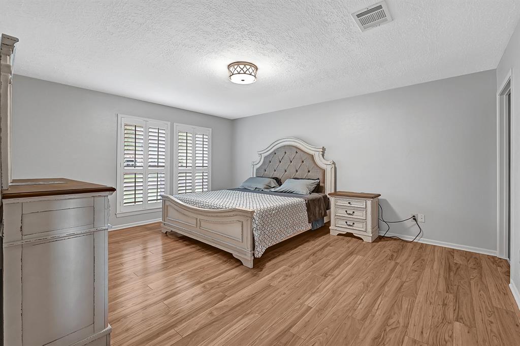 2903 Silver Falls Drive Dr, Kingwood, Texas image 12