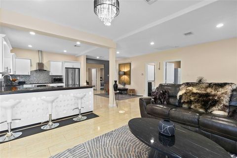 5324 Avenue R Galveston TX 77551