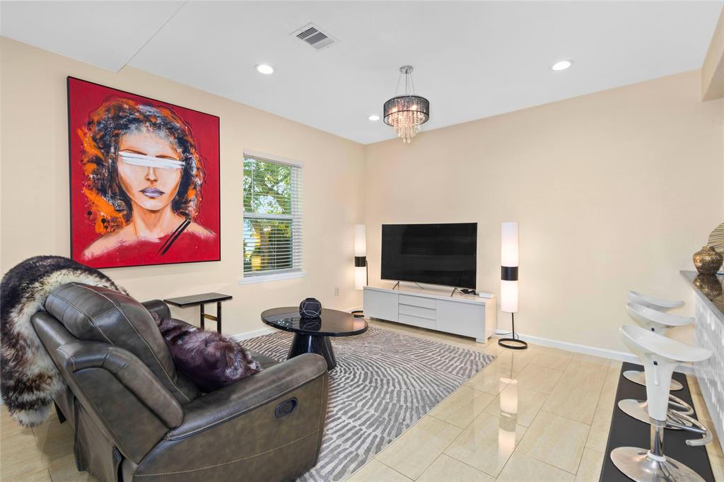 5324 Avenue R, Galveston, Texas image 3