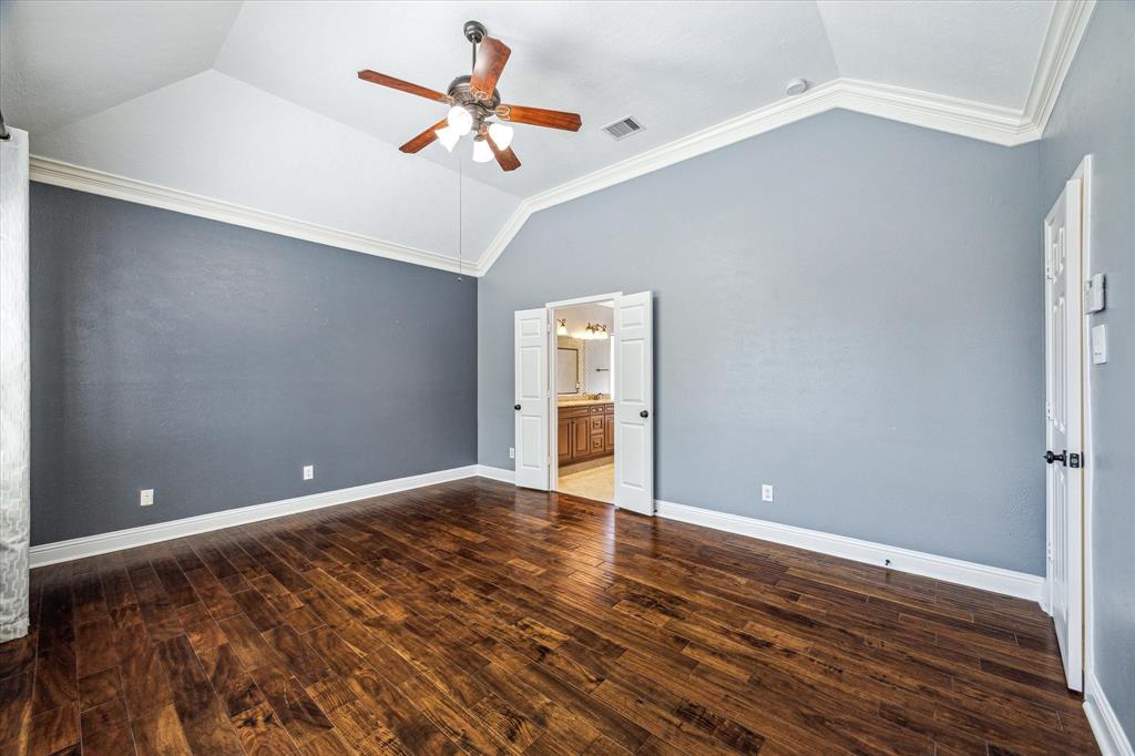 1211 Ancrum Hill Lane, Sugar Land, Texas image 11