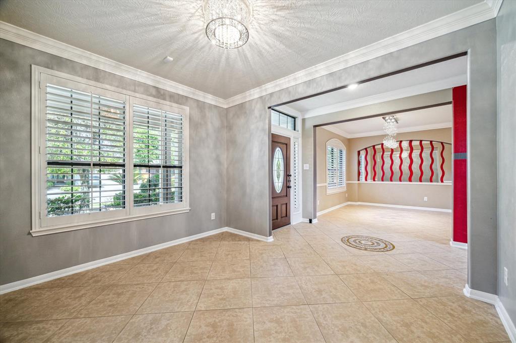 1211 Ancrum Hill Lane, Sugar Land, Texas image 3