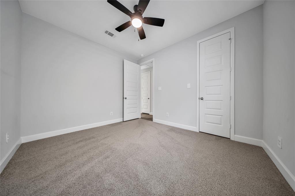 615 Sand Branch Drive, Conroe, Texas image 32