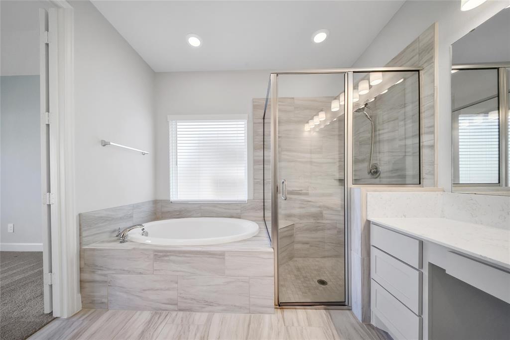 615 Sand Branch Drive, Conroe, Texas image 21