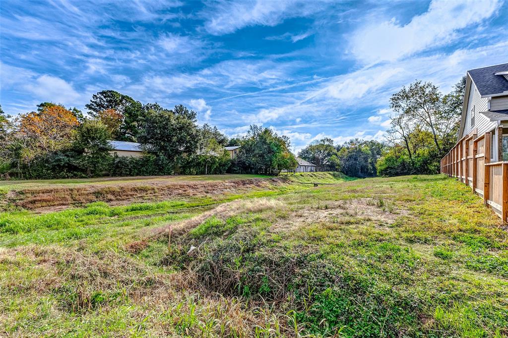 LOT 42 Moore Street, Tomball, Texas image 2