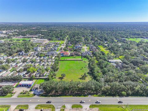 300 W Edgewood Drive Friendswood TX 77546