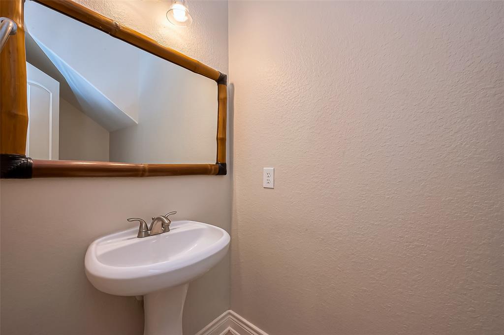 19010 Grove Valley Trail, Houston, Texas image 21