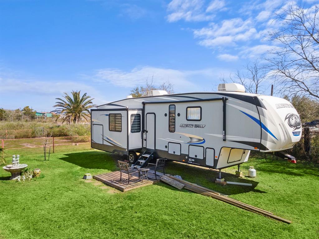 4720 Mallard Street, Hitchcock, Texas image 31